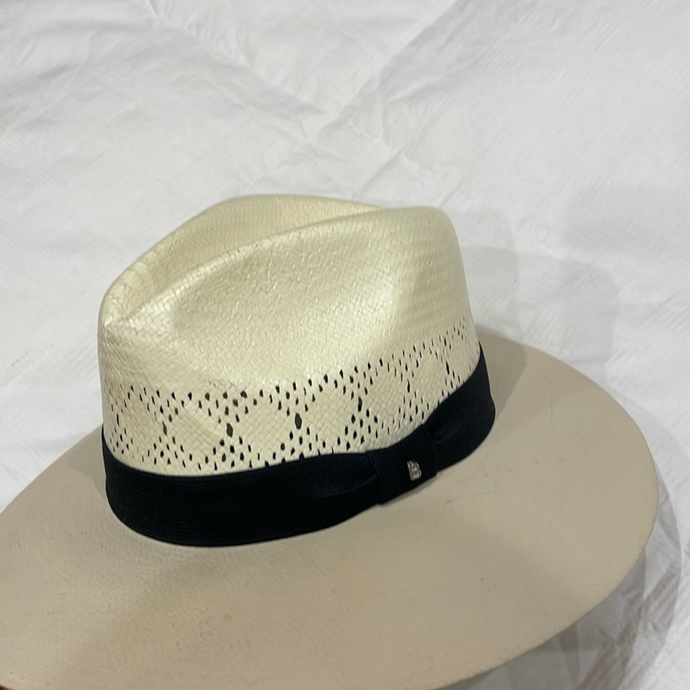 Biuriful straw hat